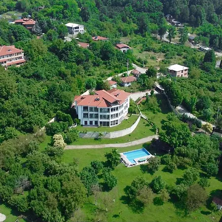 Apart Otel Beyaz Koesk Geyve
