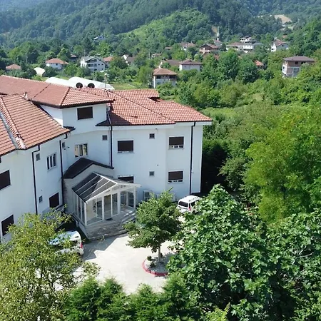 Beyaz Koesk *