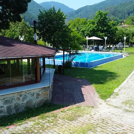 Beyaz Koesk Apart Otel Geyve
